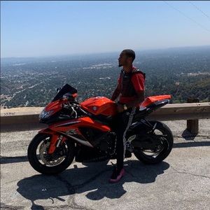 Meet your Posher, Jeremiah